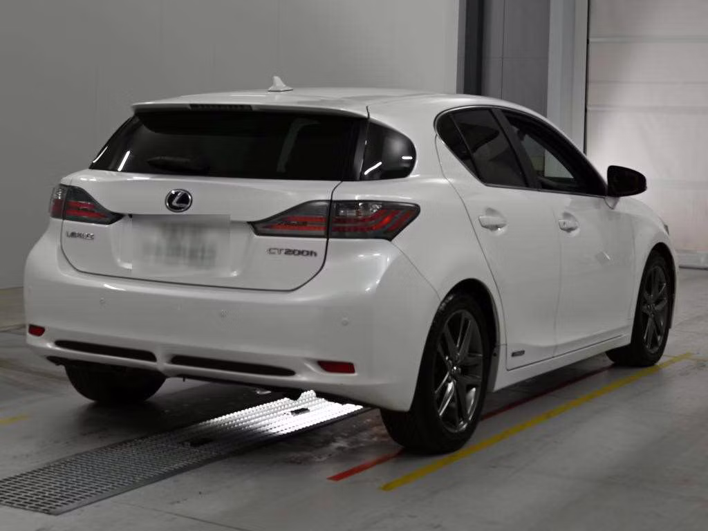 LEXUS CT200H