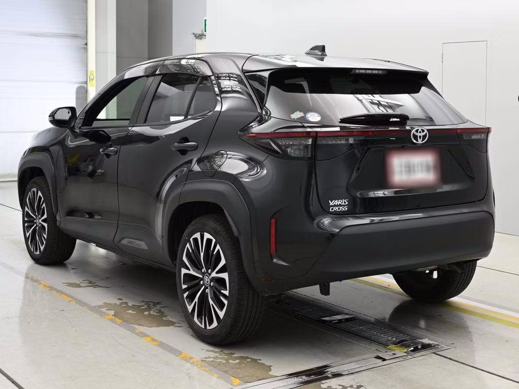 TOYOTA YARIS CROSS