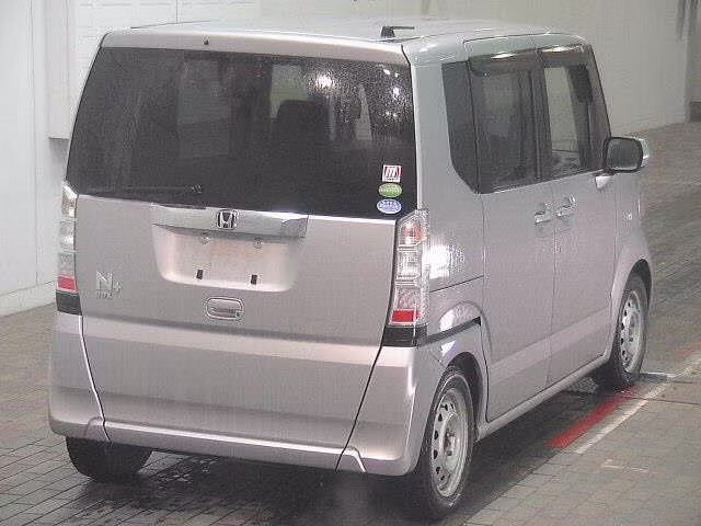 HONDA N-BOX+