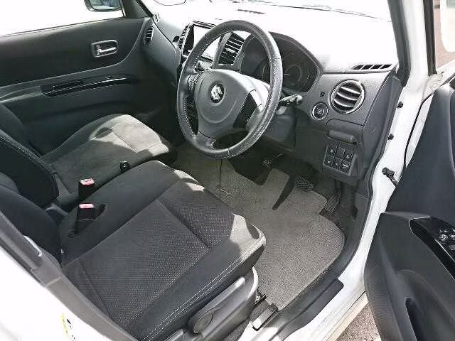 SUZUKI PALETTE