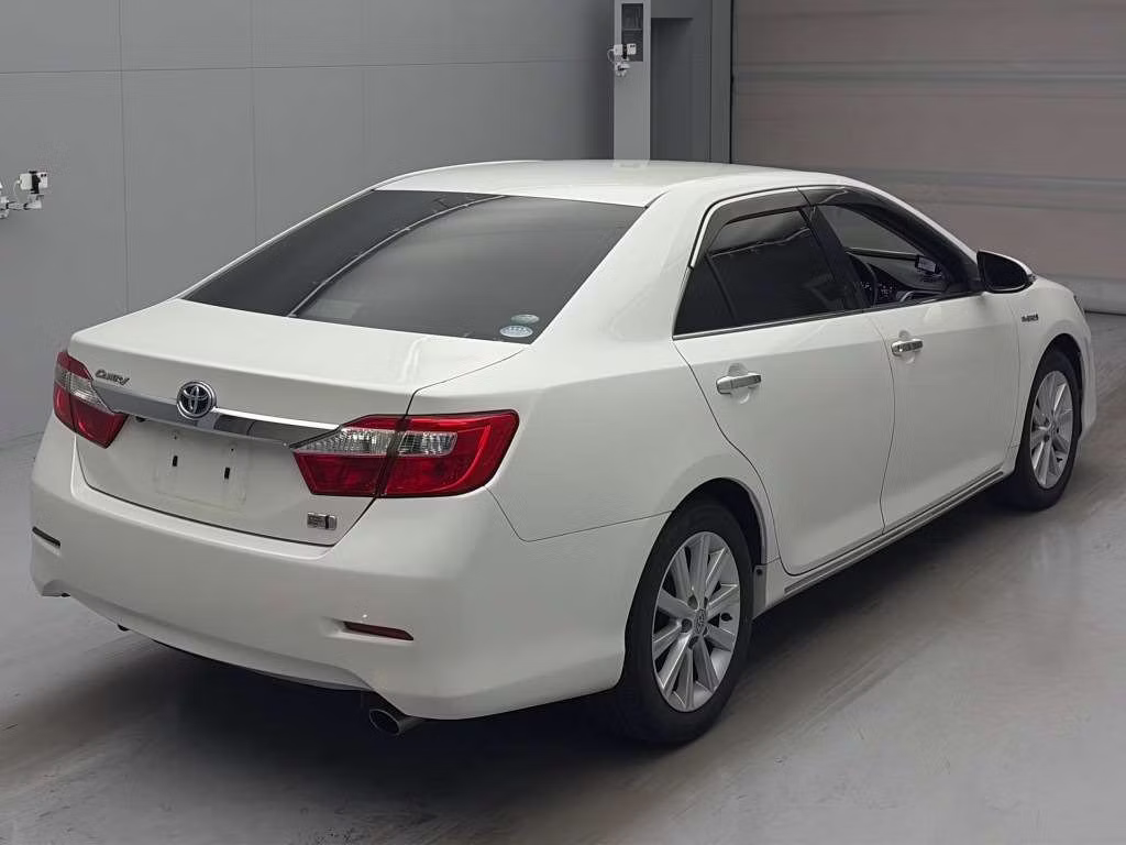 TOYOTA CAMRY