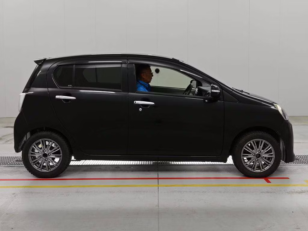 TOYOTA PIXIS EPOCH