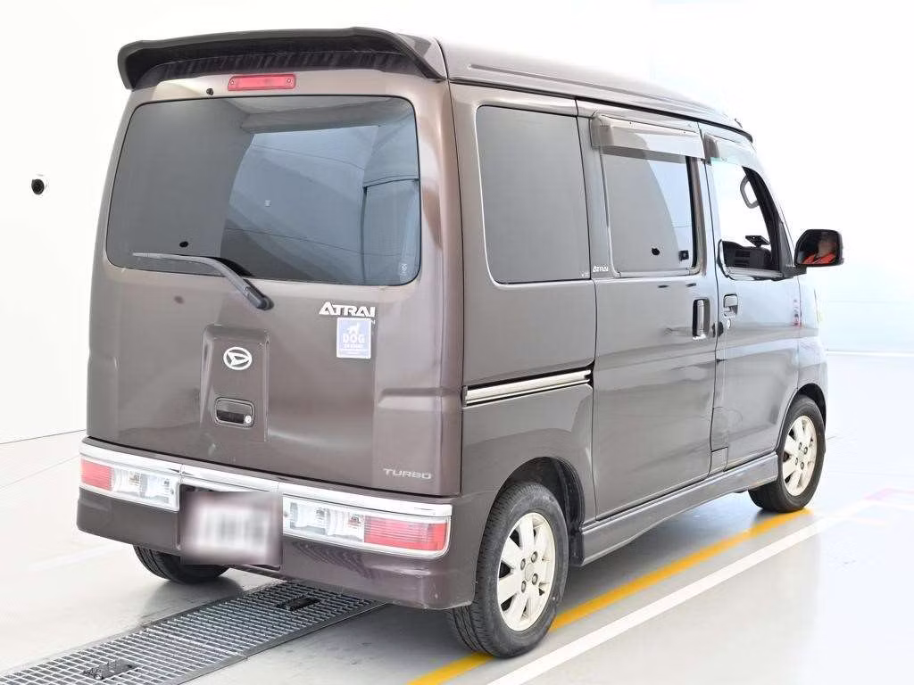 DAIHATSU ATRAI