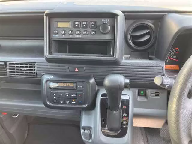 HONDA N-VAN