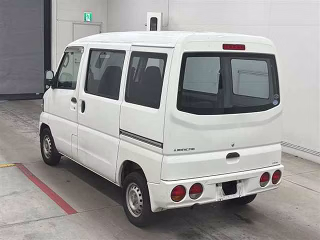MITSUBISHI MINICAB