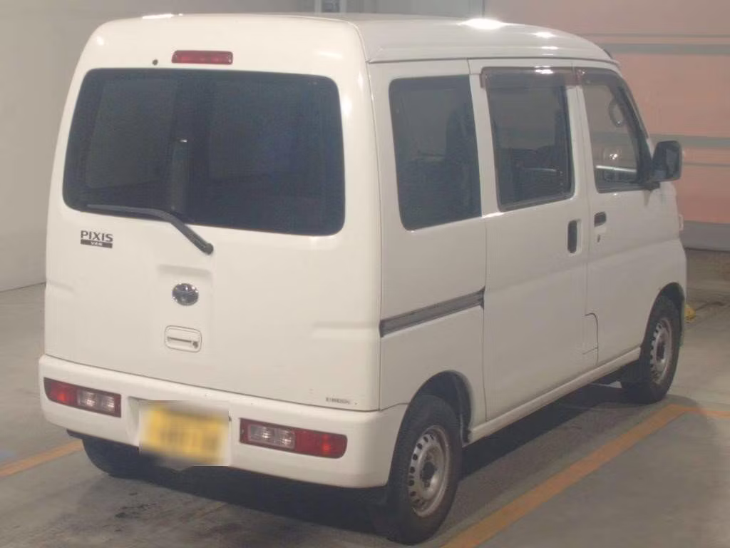 TOYOTA PIXIS VAN