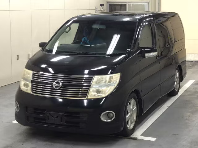 NISSAN ELGRAND