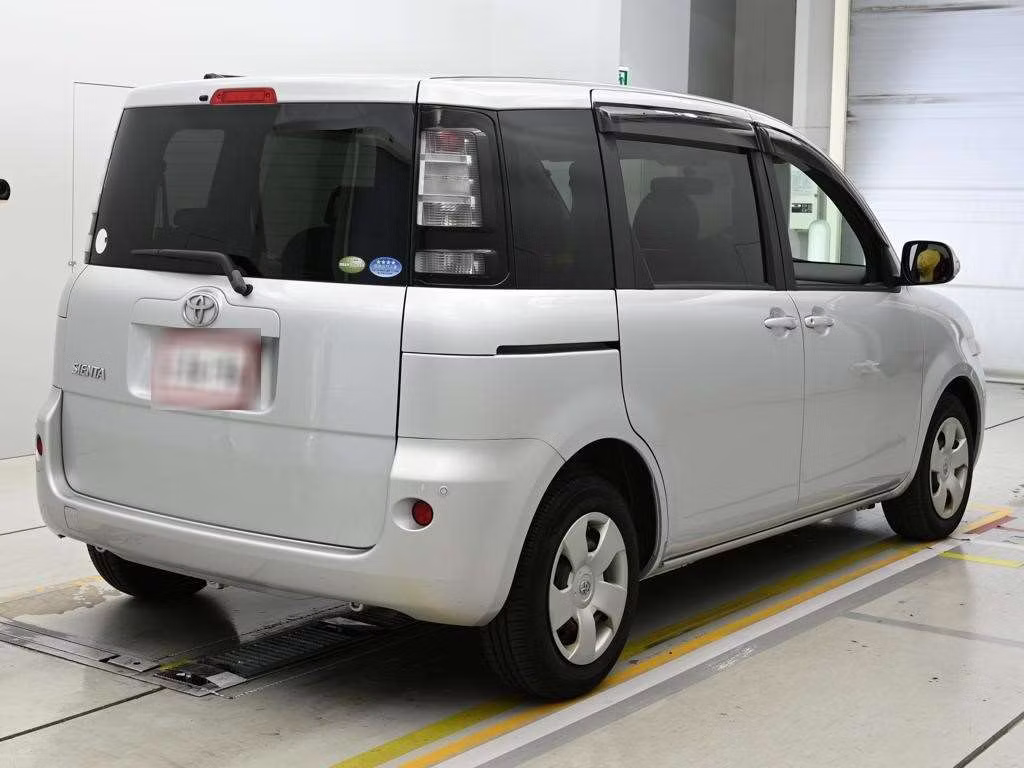 TOYOTA SIENTA