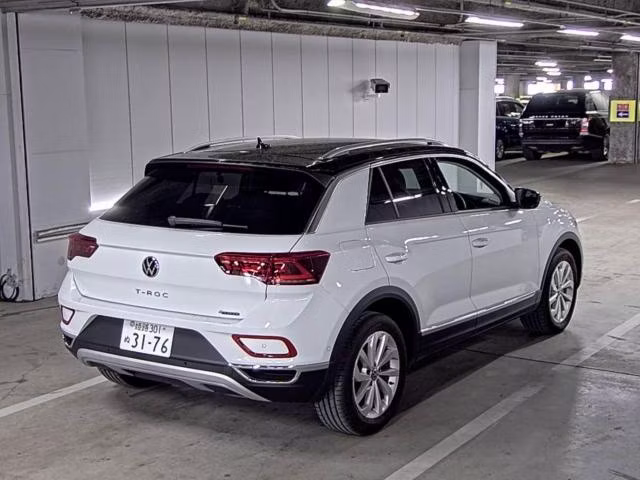 VOLKSWAGEN T-ROC