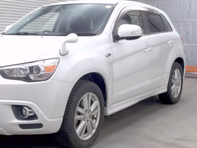 MITSUBISHI RVR