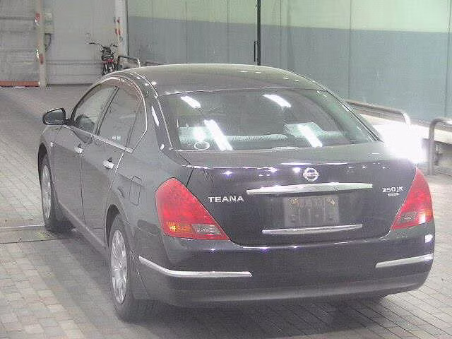 NISSAN TEANA