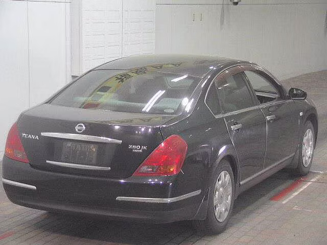 NISSAN TEANA
