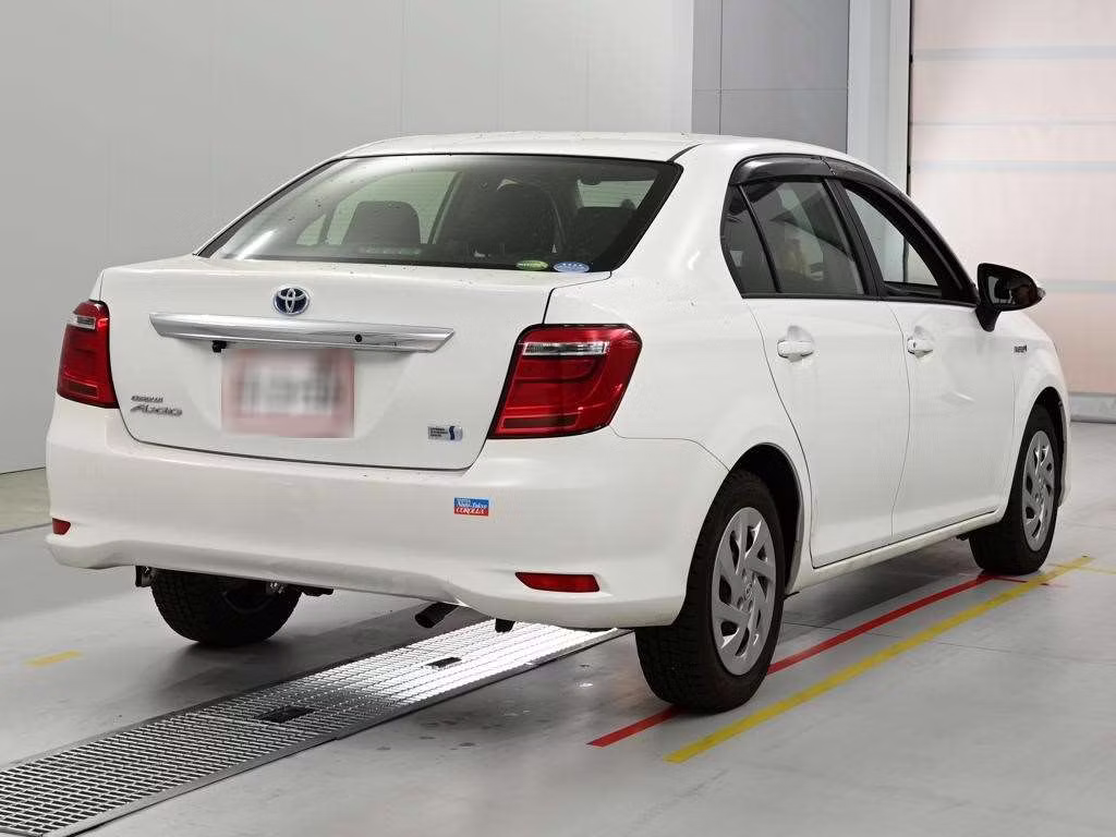 TOYOTA COROLLA AXIO