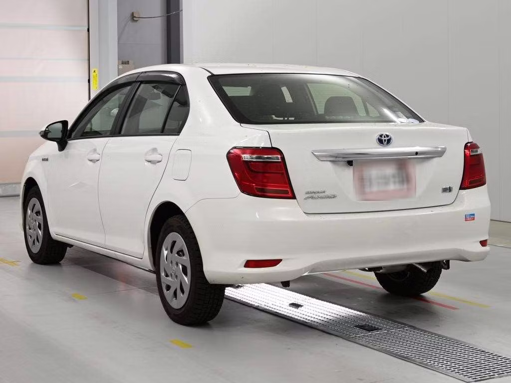 TOYOTA COROLLA AXIO
