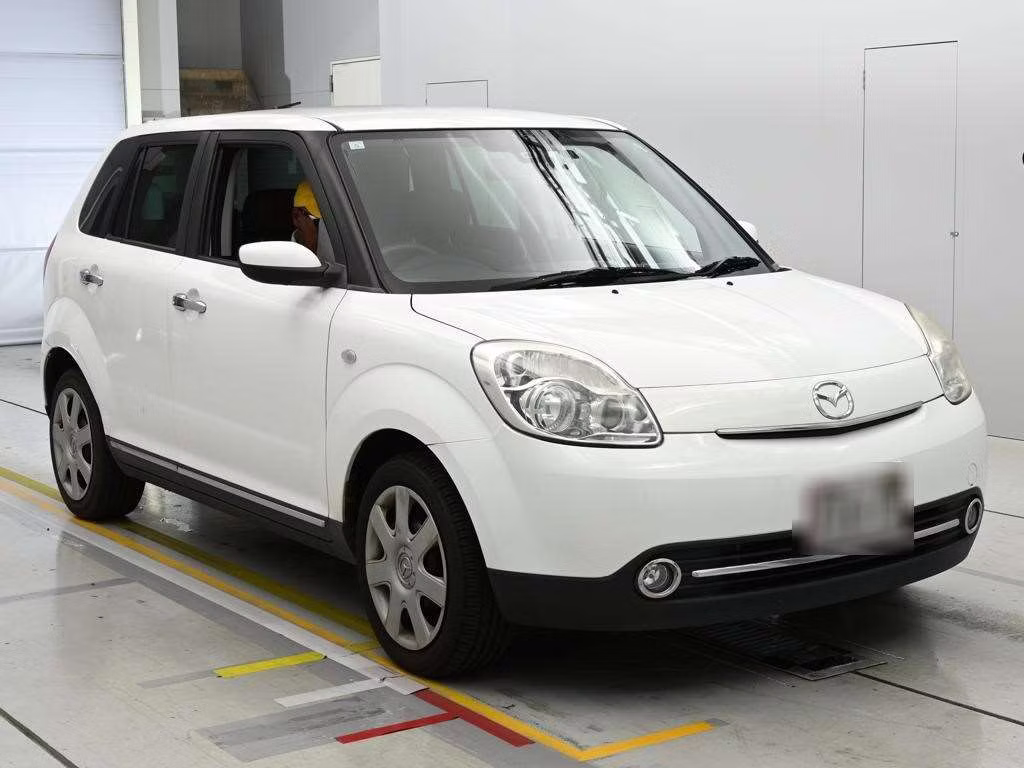 MAZDA VERISA