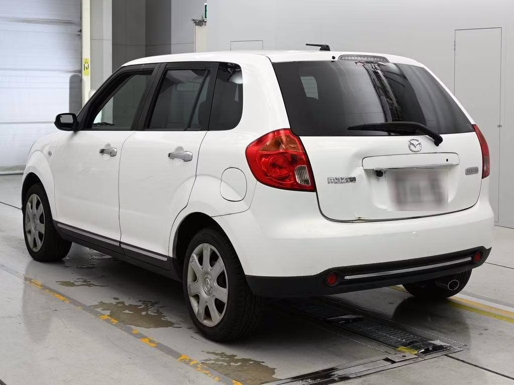 MAZDA VERISA