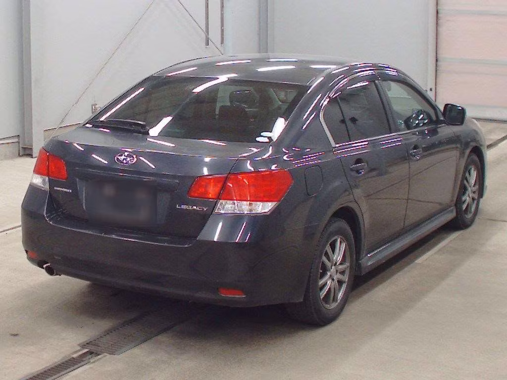 SUBARU LEGACY B4