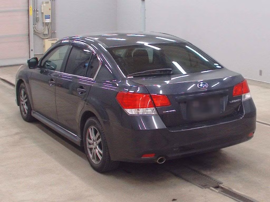 SUBARU LEGACY B4