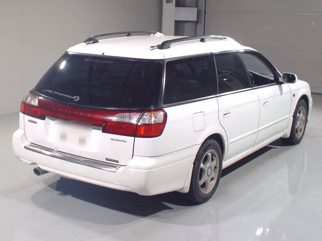 SUBARU LEGACY