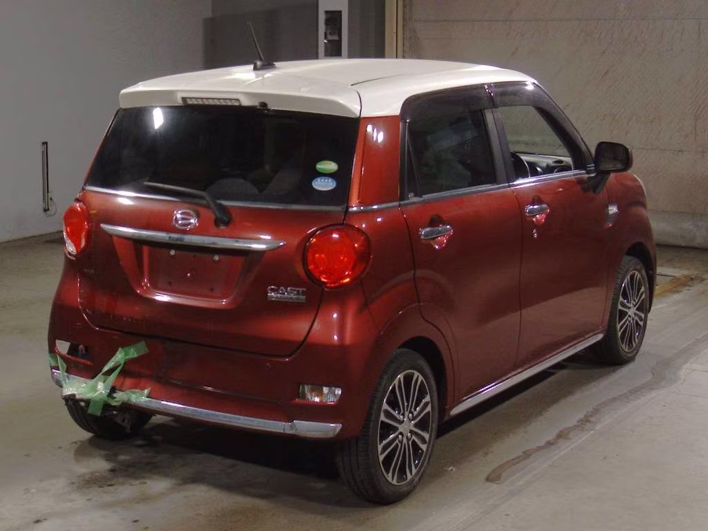DAIHATSU CAST