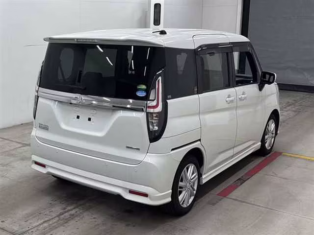 MITSUBISHI DELICA D:2