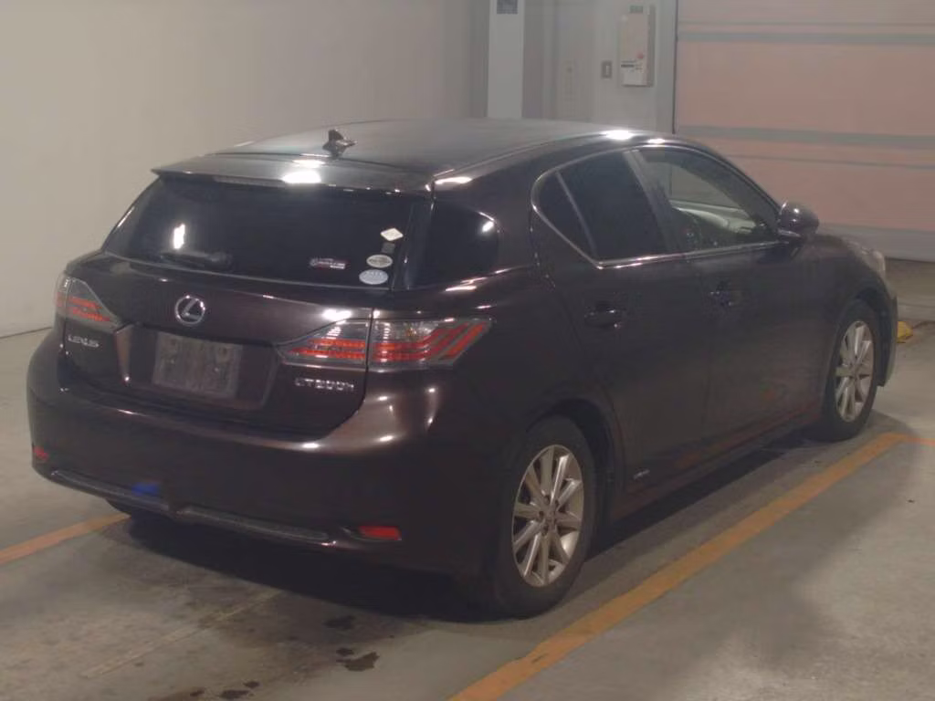 LEXUS CT200H
