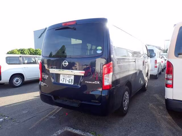 NISSAN NV350 CARAVAN