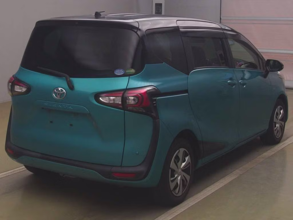 TOYOTA SIENTA