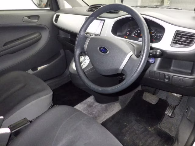 SUBARU R2