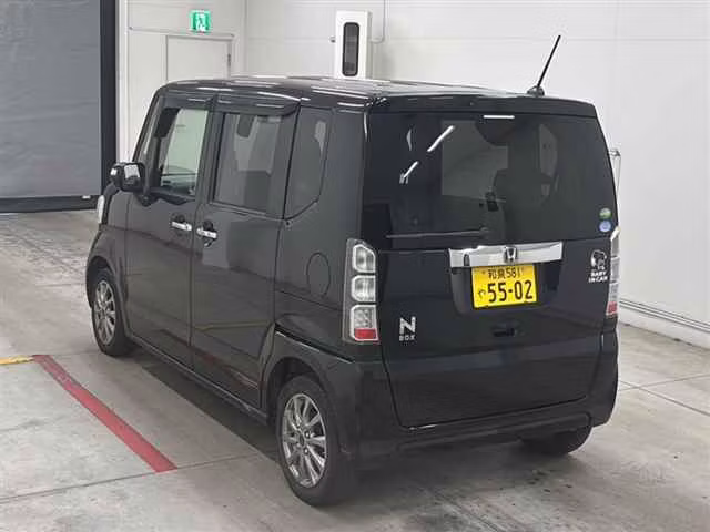 HONDA N-BOX
