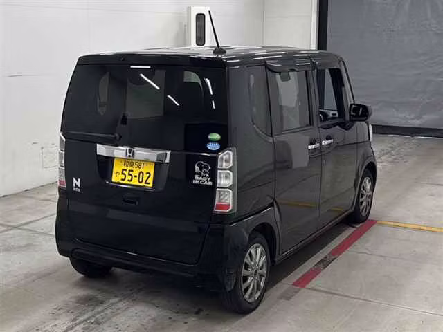 HONDA N-BOX