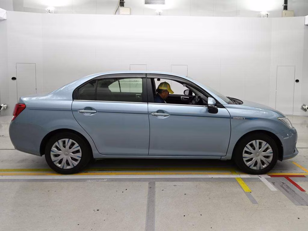 TOYOTA COROLLA AXIO