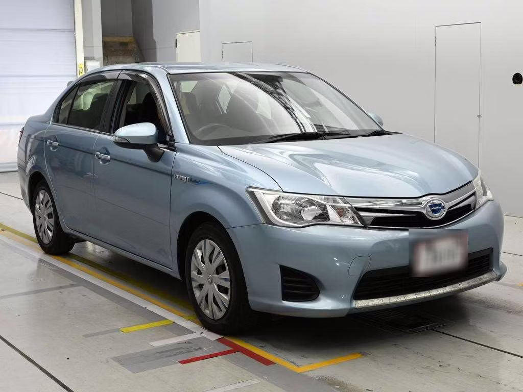 TOYOTA COROLLA AXIO