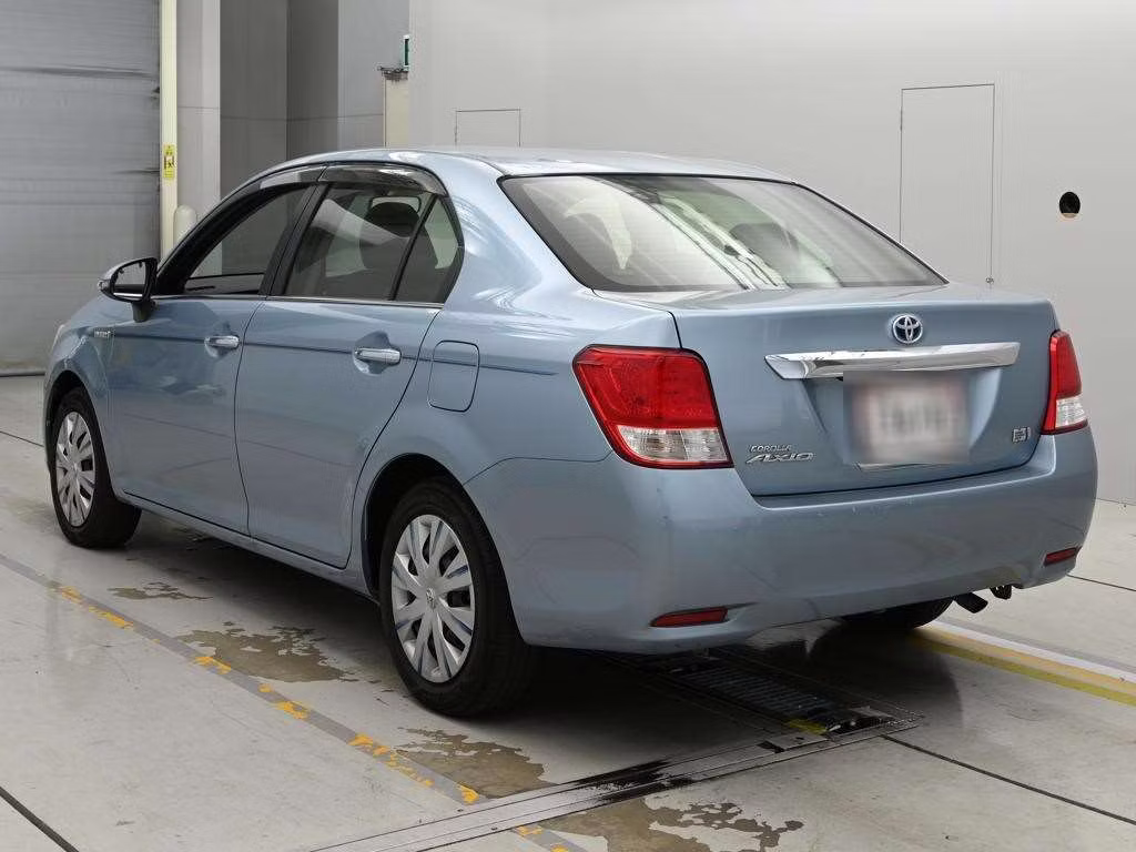 TOYOTA COROLLA AXIO