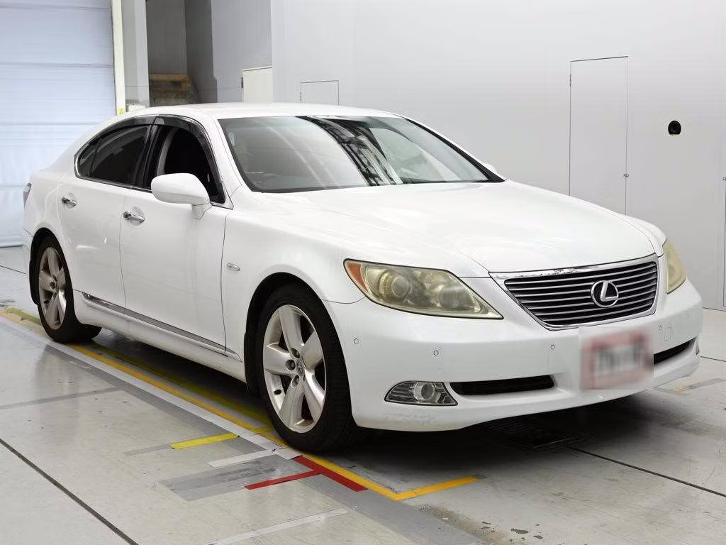 LEXUS LS460