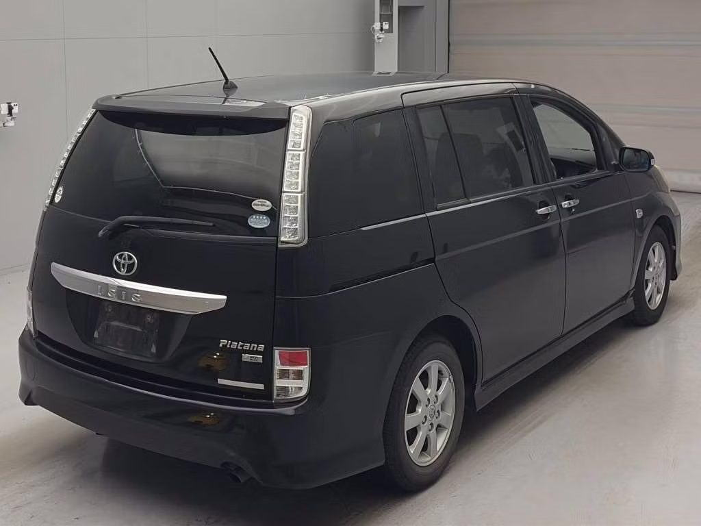 TOYOTA ISIS
