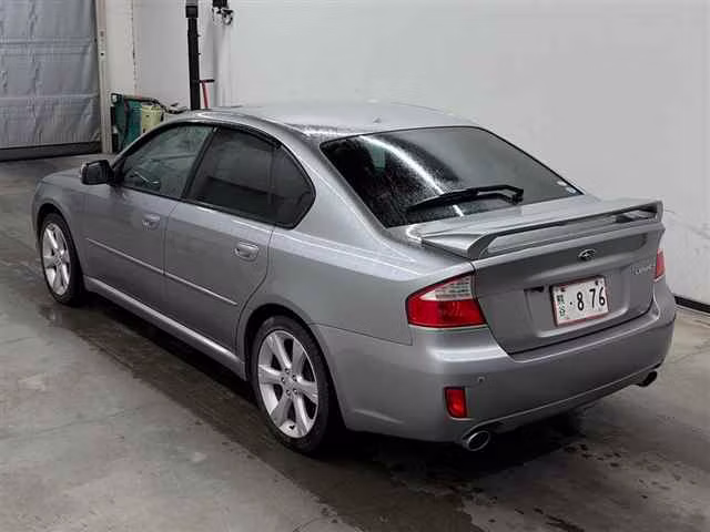 SUBARU LEGACY B4