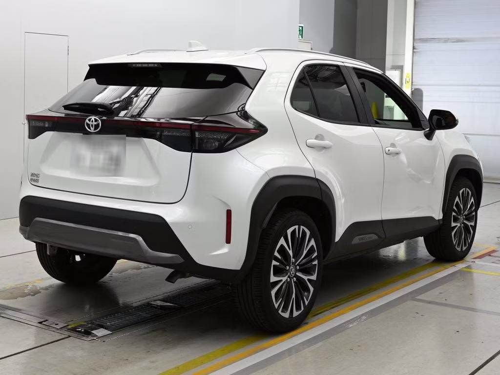 TOYOTA YARIS CROSS