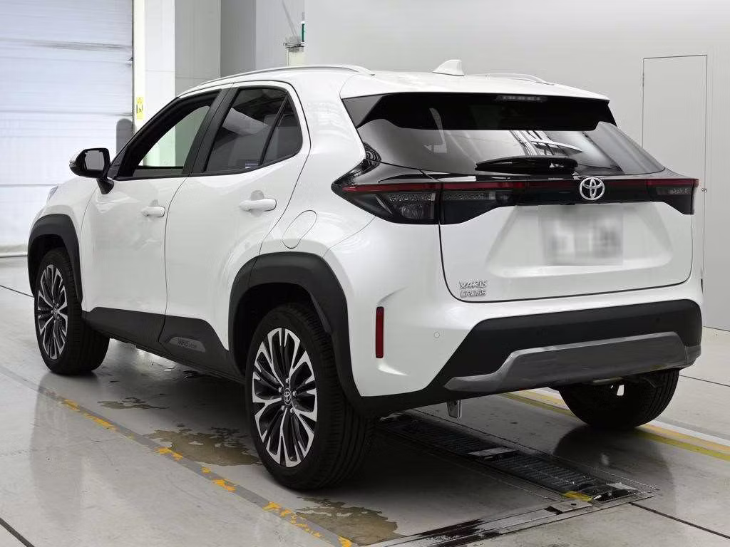 TOYOTA YARIS CROSS