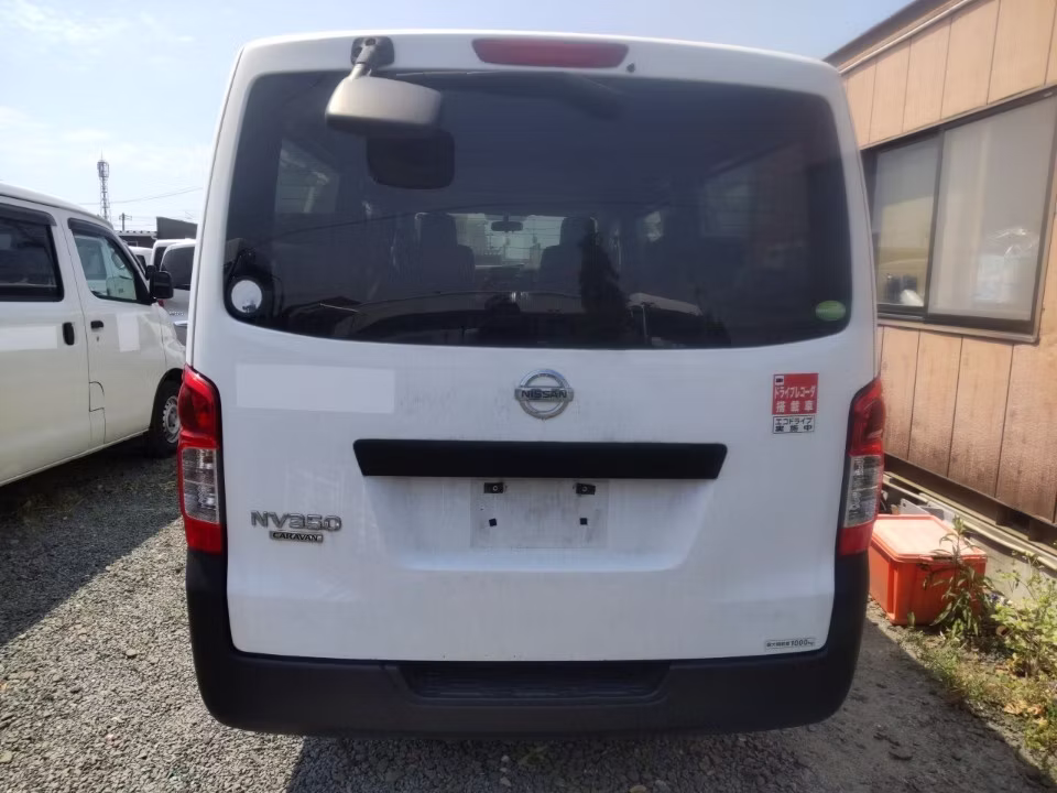 NISSAN NV350 CARAVAN