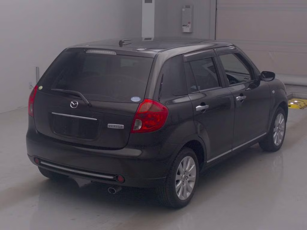 MAZDA VERISA