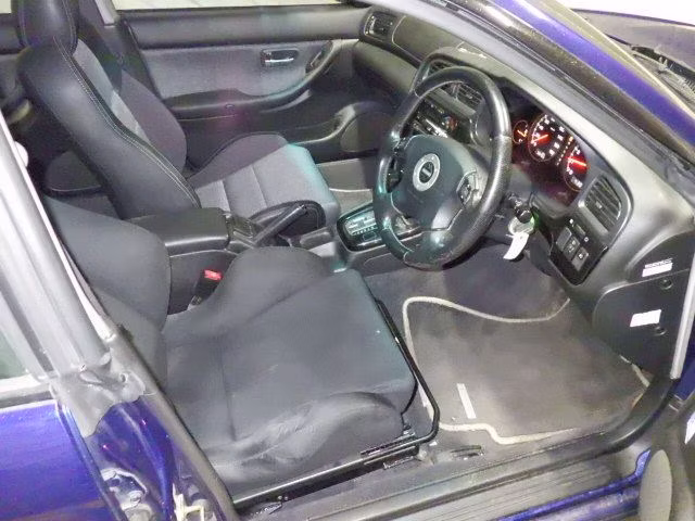 SUBARU LEGACY B4