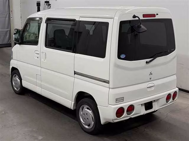 MITSUBISHI TOWN BOX