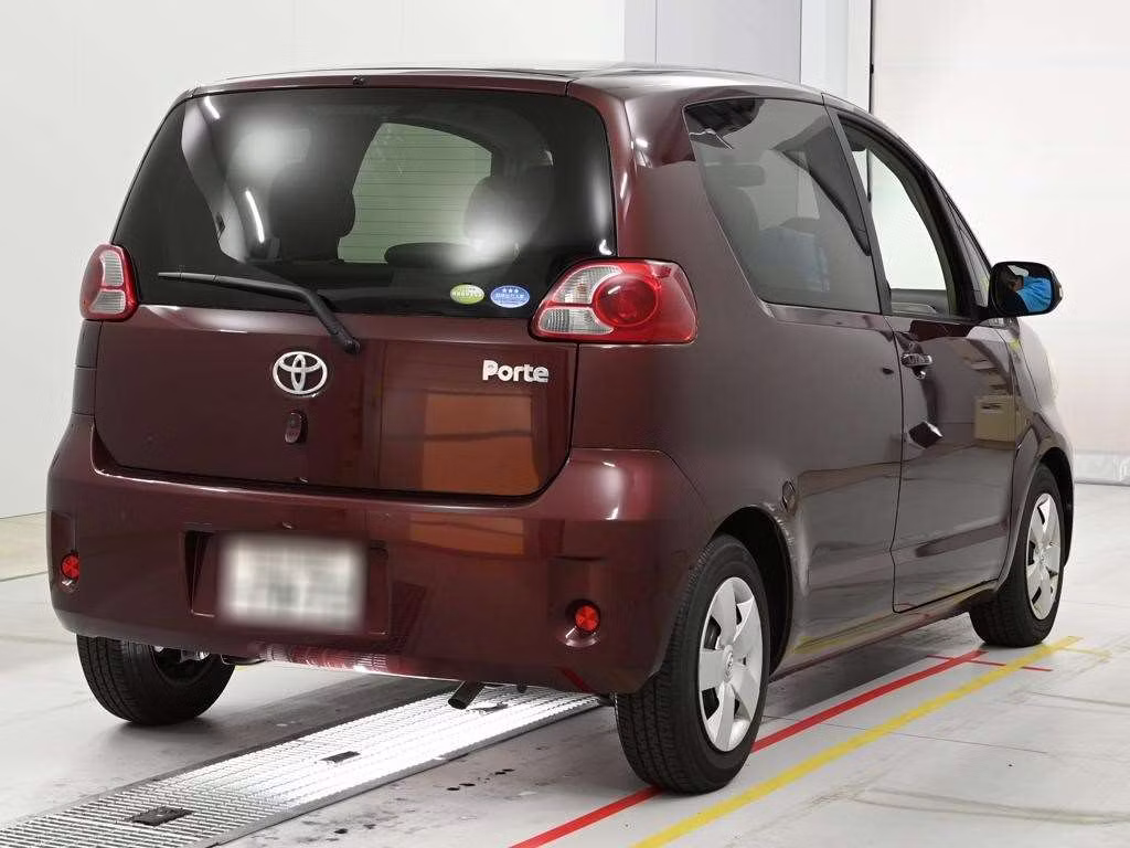 TOYOTA PORTE