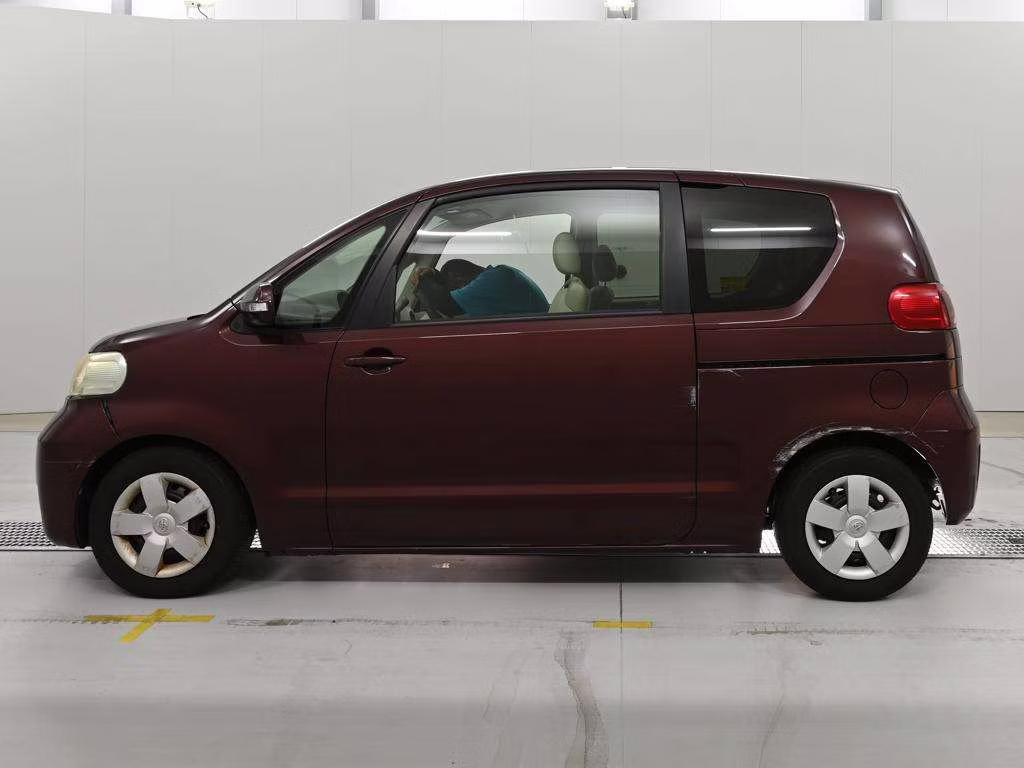 TOYOTA PORTE