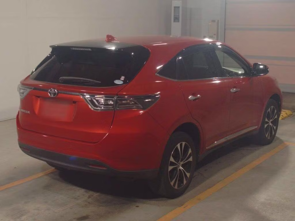TOYOTA HARRIER
