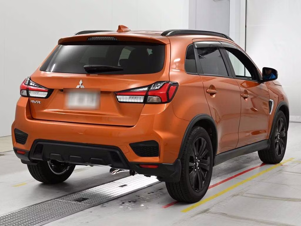 MITSUBISHI RVR