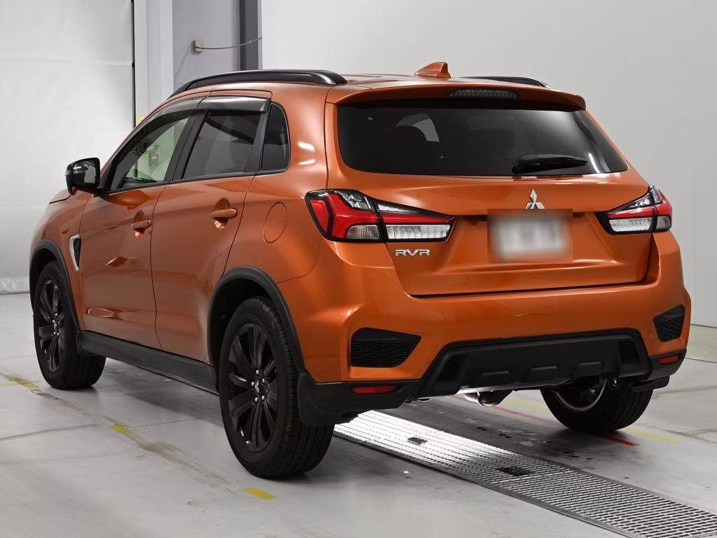MITSUBISHI RVR