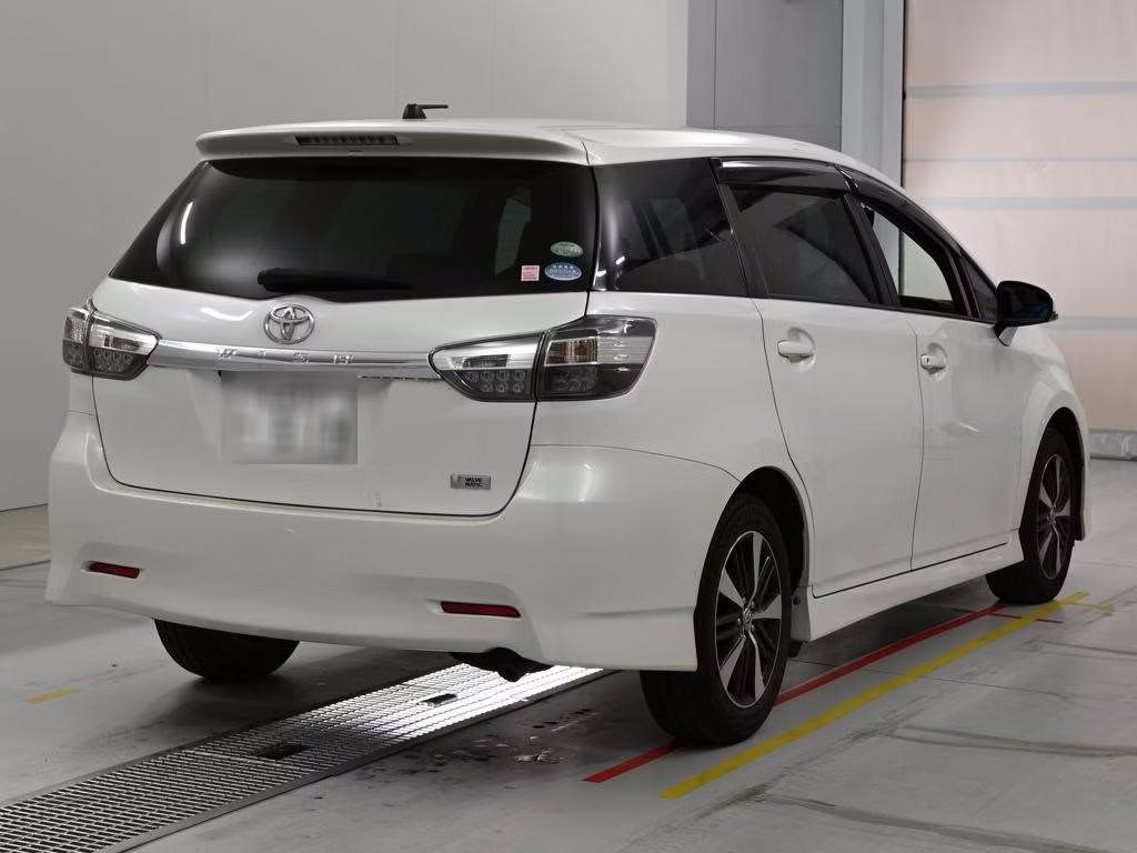 TOYOTA WISH