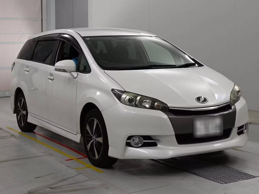 TOYOTA WISH